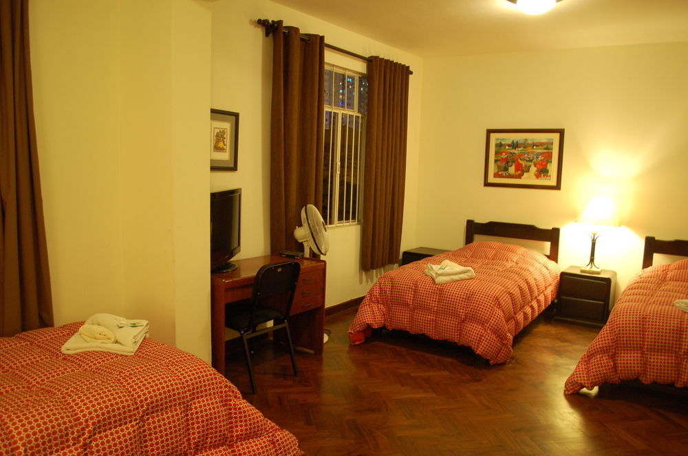 Casa Wayra B&B Miraflores リマ エクステリア 写真