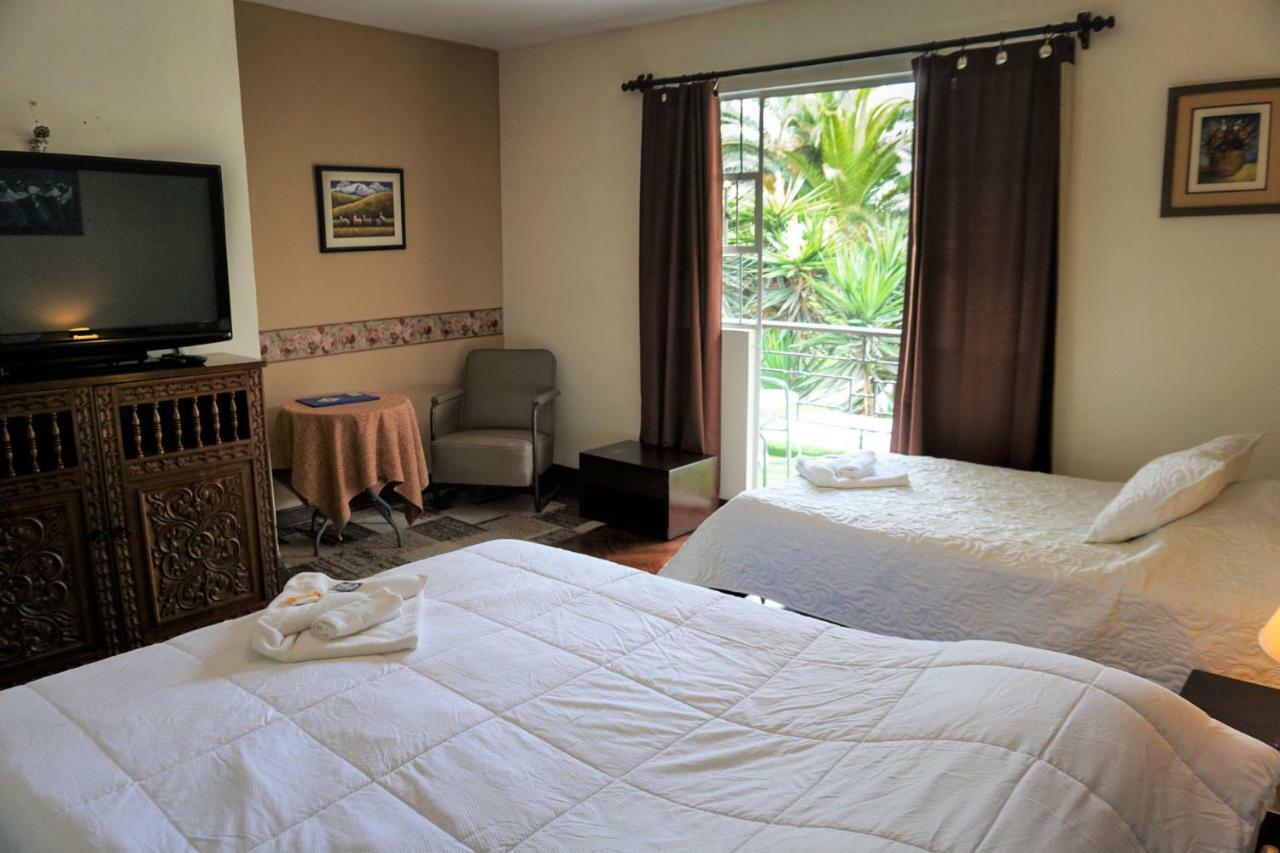 Casa Wayra B&B Miraflores リマ エクステリア 写真