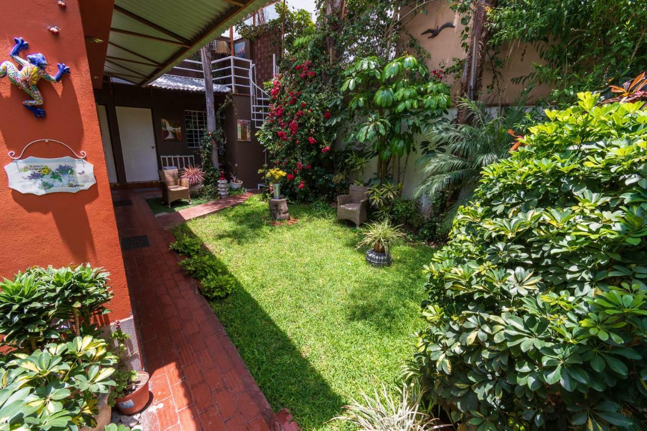 Casa Wayra B&B Miraflores リマ エクステリア 写真