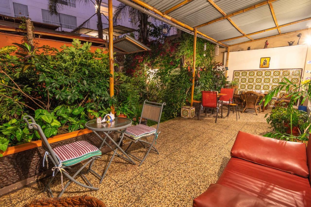 Casa Wayra B&B Miraflores リマ エクステリア 写真