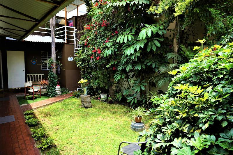 Casa Wayra B&B Miraflores リマ エクステリア 写真