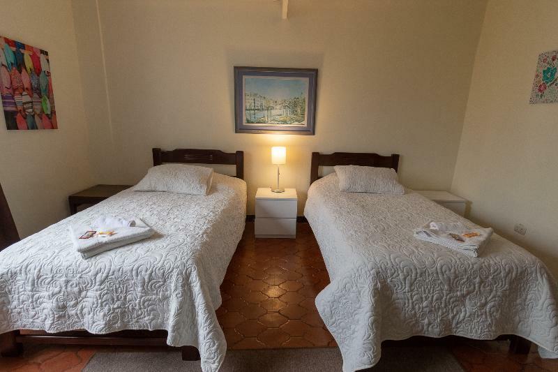 Casa Wayra B&B Miraflores リマ エクステリア 写真